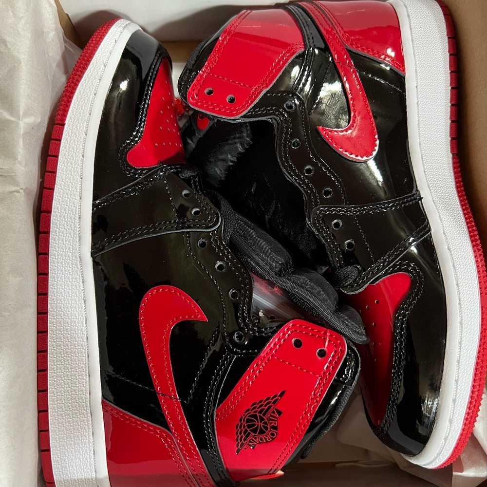 Jordan Patent Leather Bred 1s